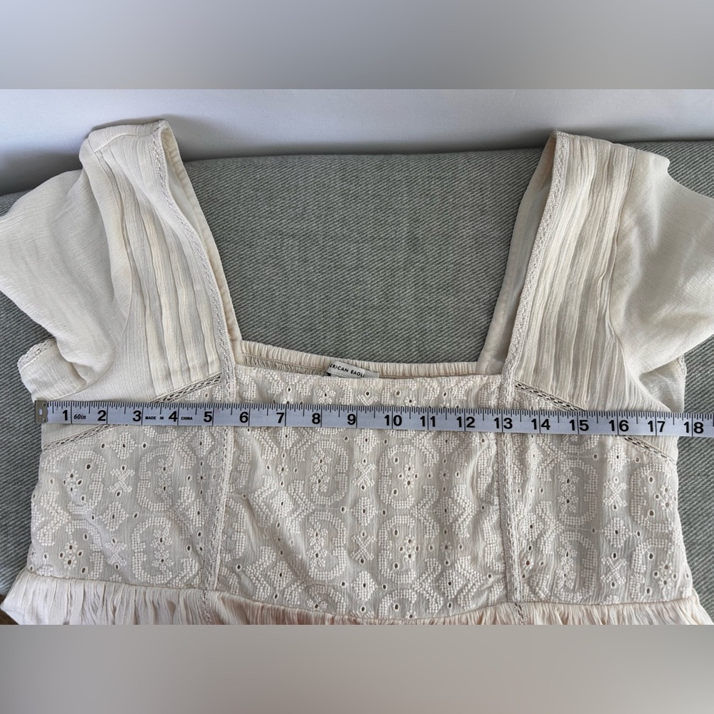 American Eagle Cropped Boho Eyelet Ruffle Top Women's Medium Cream Beach Summer - Picture 13 of 14